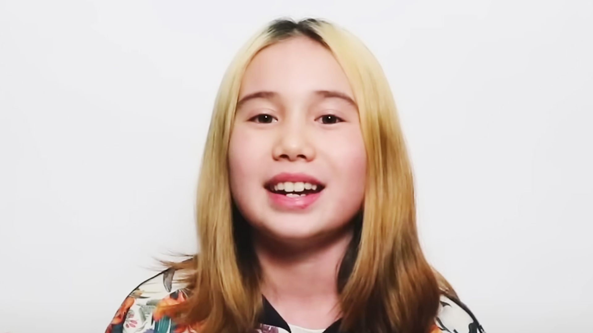 Lil Tay music video