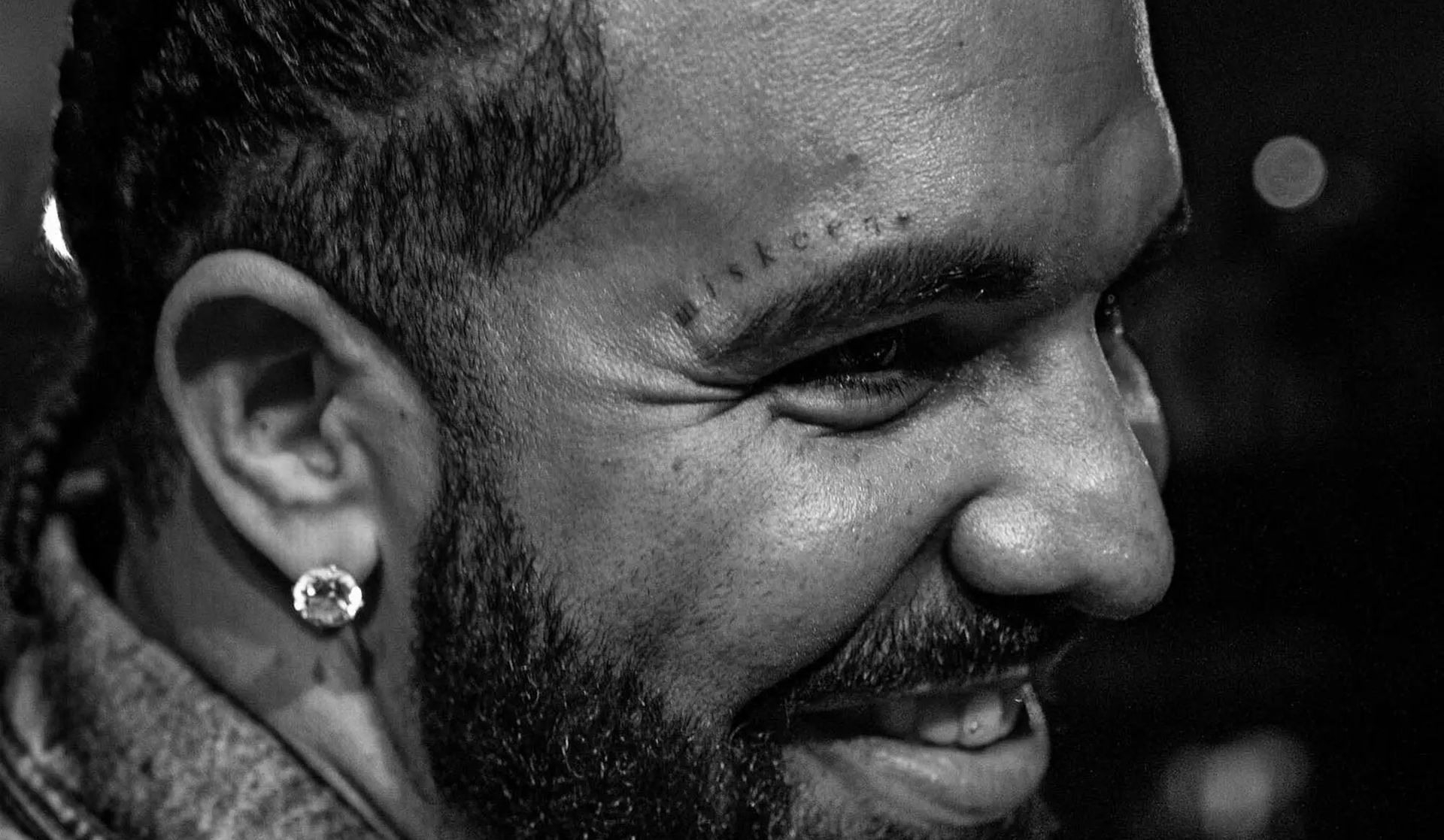 New Drake face tattoo